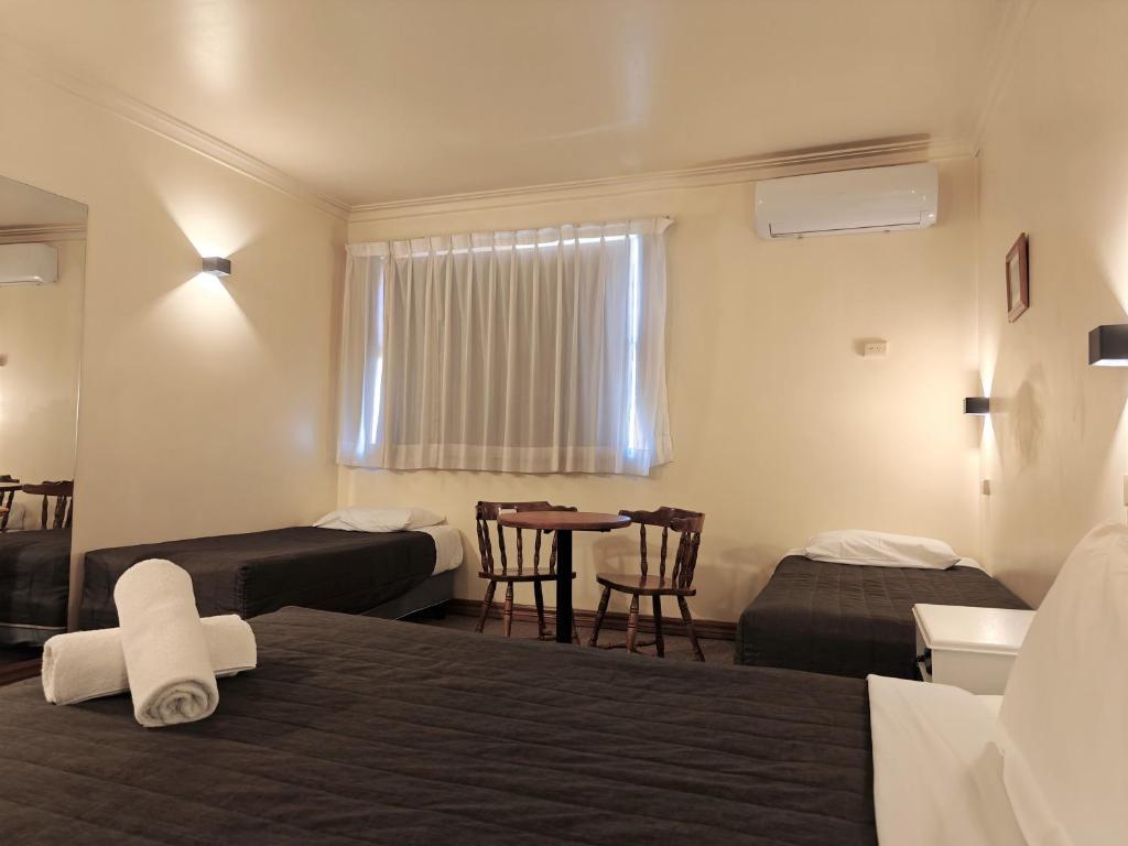 Interconnecting Rooms