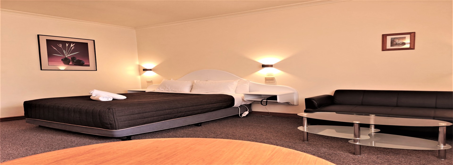 melbourne north suburb accommodation